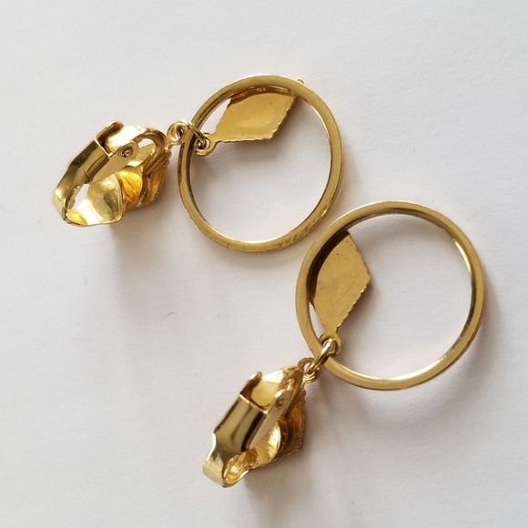 Vintage clip on earrings two diamond shapes and hoops gold tone - Picture 9 of 9